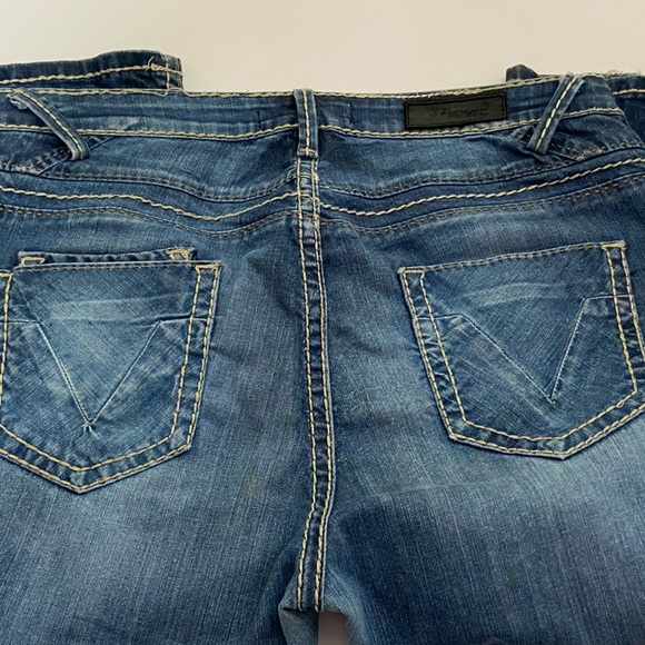 Women's Vigoss Blue Jeans - Picture 6 of 10
